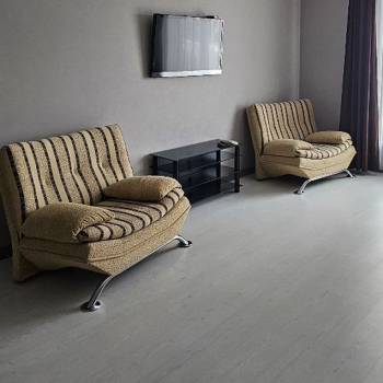 Продается 1-комнатная квартира, 42 м²