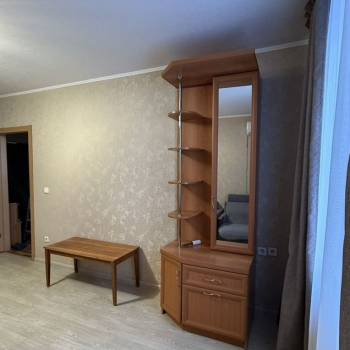 Сдается 1-комнатная квартира, 39 м²