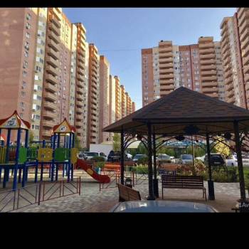 Продается 2-х комнатная квартира, 58 м²