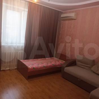 Сдается 1-комнатная квартира, 39 м²