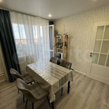 Сдается 1-комнатная квартира, 41 м²