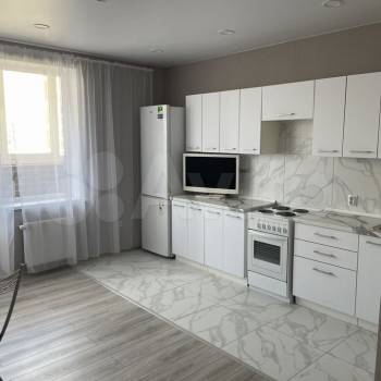 Сдается 2-х комнатная квартира, 64 м²