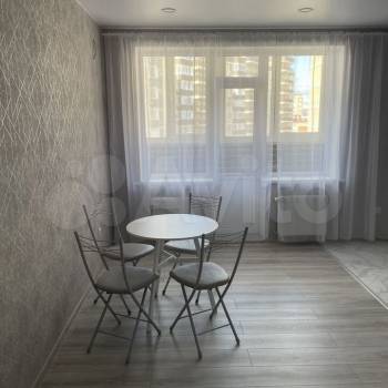 Сдается 2-х комнатная квартира, 64 м²