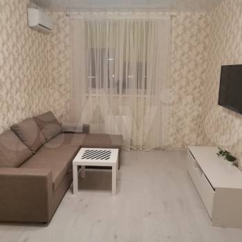 Сдается 2-х комнатная квартира, 54 м²
