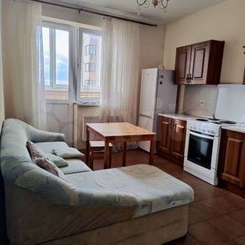 Сдается 1-комнатная квартира, 42,2 м²