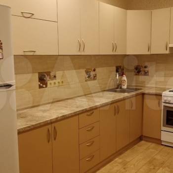 Сдается 1-комнатная квартира, 46 м²