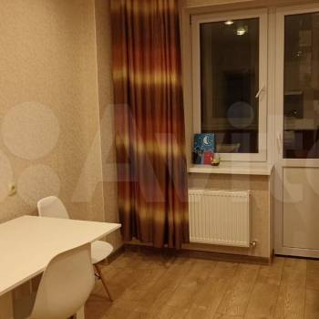 Сдается 1-комнатная квартира, 46 м²