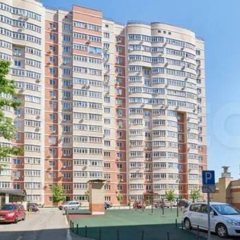 Продается 1-комнатная квартира, 49 м²