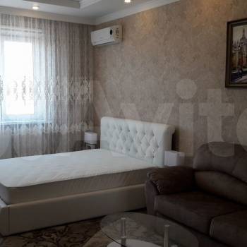 Сдается 1-комнатная квартира, 50 м²