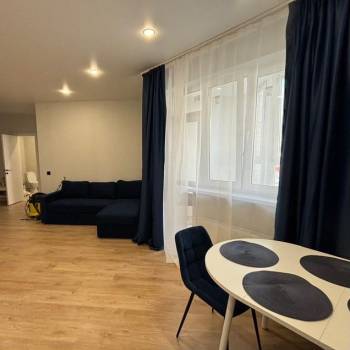 Сдается 1-комнатная квартира, 45,5 м²