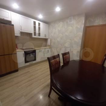 Сдается 1-комнатная квартира, 40 м²