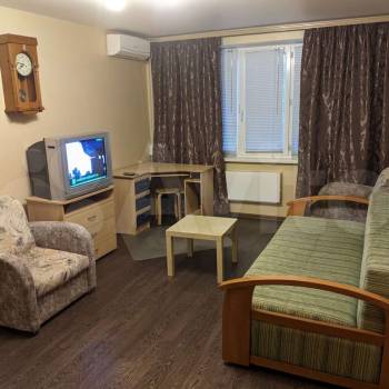 Сдается 1-комнатная квартира, 40 м²