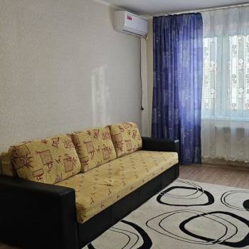 Сдается 1-комнатная квартира, 37,9 м²