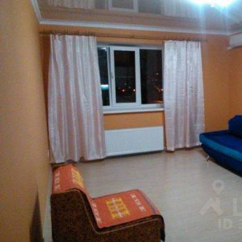 Сдается 1-комнатная квартира, 45 м²