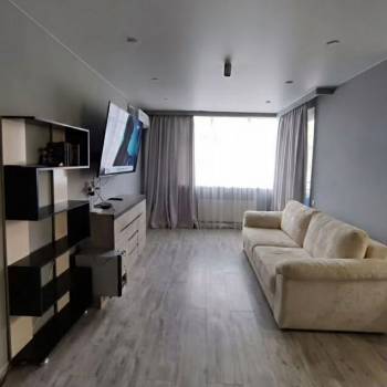 Продается 1-комнатная квартира, 45,7 м²