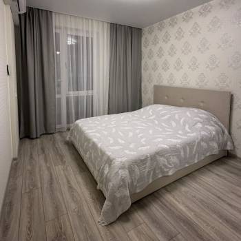 Сдается 1-комнатная квартира, 43 м²