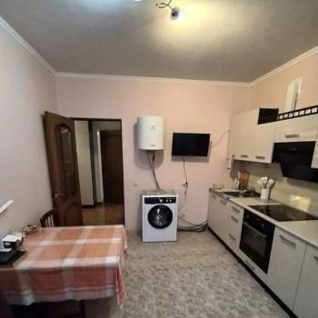 Продается 1-комнатная квартира, 39,8 м²