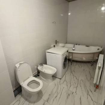 Сдается Многокомнатная квартира, 58,1 м²