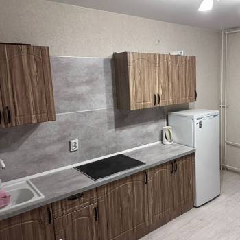 Продается 1-комнатная квартира, 37,5 м²