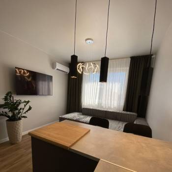 Сдается 1-комнатная квартира, 50 м²