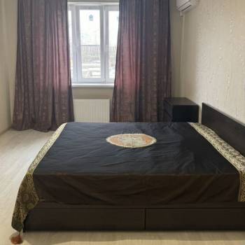 Сдается 1-комнатная квартира, 38,7 м²