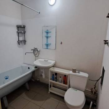 Продается 1-комнатная квартира, 35 м²