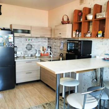 Продается 1-комнатная квартира, 38 м²