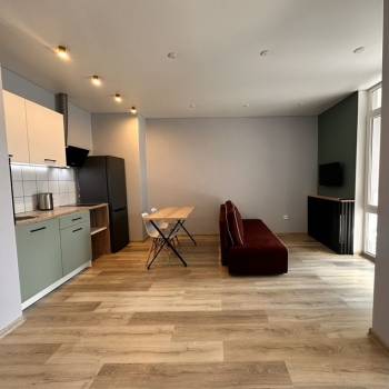 Сдается 1-комнатная квартира, 42 м²