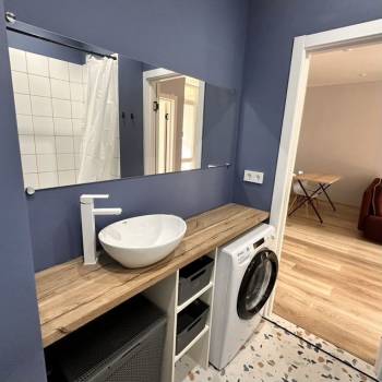 Сдается 1-комнатная квартира, 42 м²