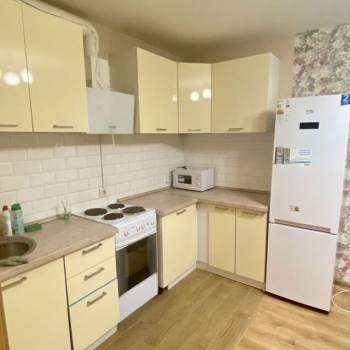 Продается 1-комнатная квартира, 40,2 м²