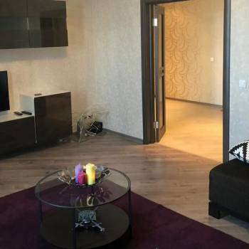 Сдается 2-х комнатная квартира, 87 м²