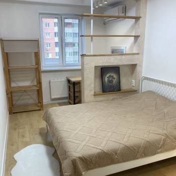 Сдается 1-комнатная квартира, 35 м²