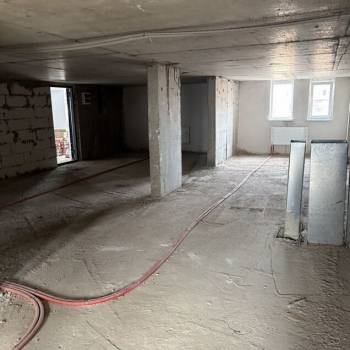 Продается Нежилое помещение, 90 м²