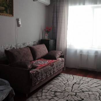 Продается 1-комнатная квартира, 35 м²