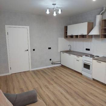 Сдается 2-х комнатная квартира, 70 м²