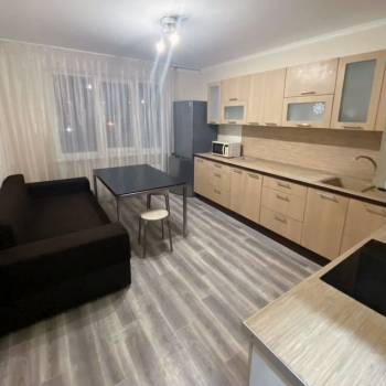 Сдается 2-х комнатная квартира, 68 м²