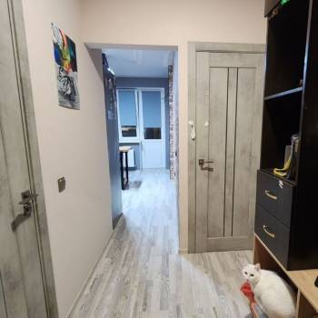 Продается 1-комнатная квартира, 33 м²