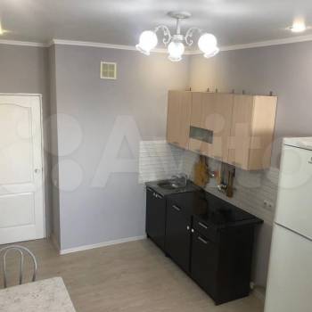 Продается 1-комнатная квартира, 40,3 м²