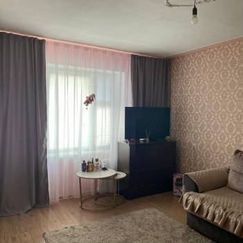 Продается 1-комнатная квартира, 33 м²