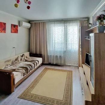 Продается 1-комнатная квартира, 38 м²