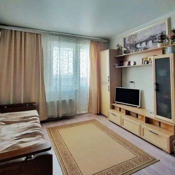Продается 1-комнатная квартира, 38 м²