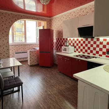 Продается 1-комнатная квартира, 37 м²