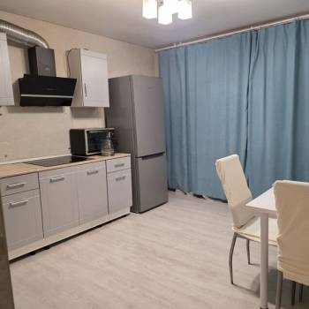 Сдается 2-х комнатная квартира, 60 м²