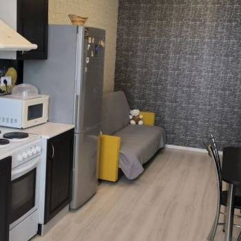 Продается 1-комнатная квартира, 35 м²