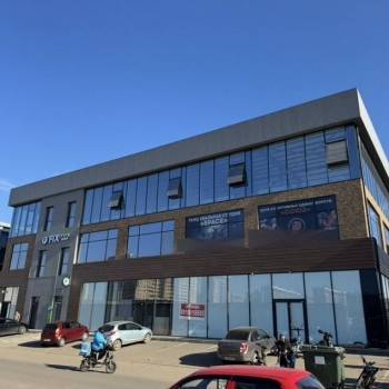 Сдается Нежилое помещение, 350 м²