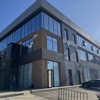 Сдается Нежилое помещение, 350 м²