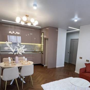 Продается 1-комнатная квартира, 46 м²