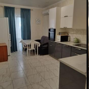 Сдается 1-комнатная квартира, 47 м²