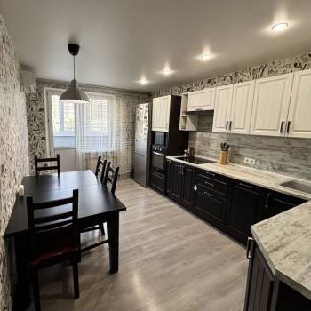 Продается 3-х комнатная квартира, 74 м²