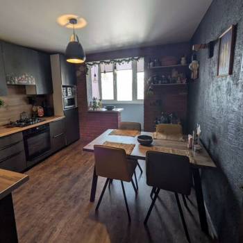 Продается 3-х комнатная квартира, 74 м²